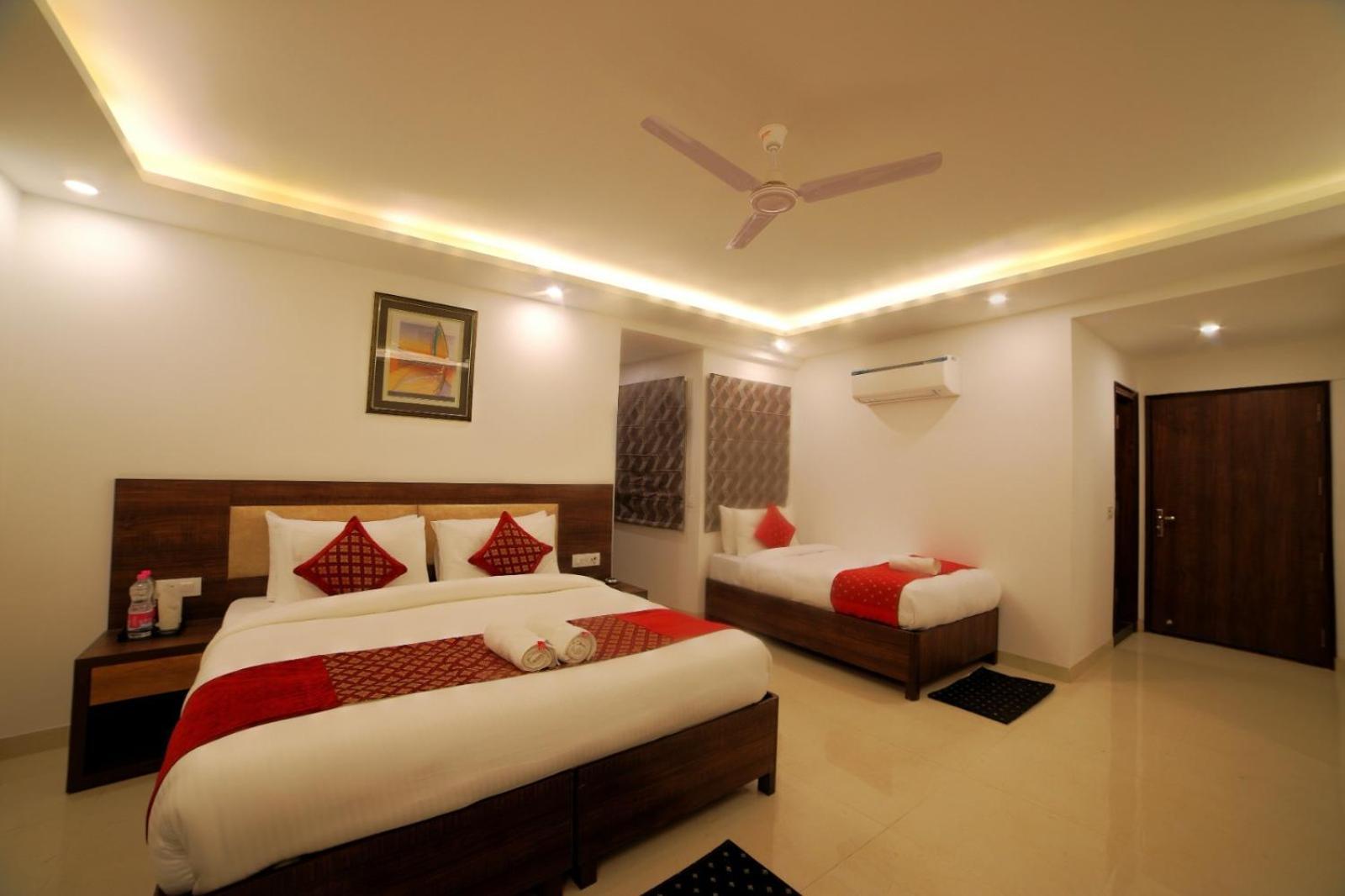 Hotel Chanakya Inn Nueva Delhi Exterior foto